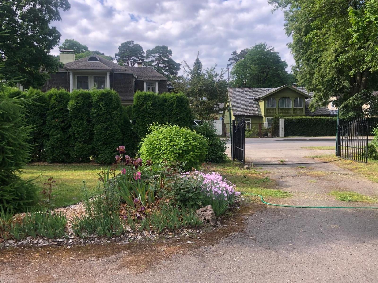 Melluzi Cottage Jurmala Exterior photo